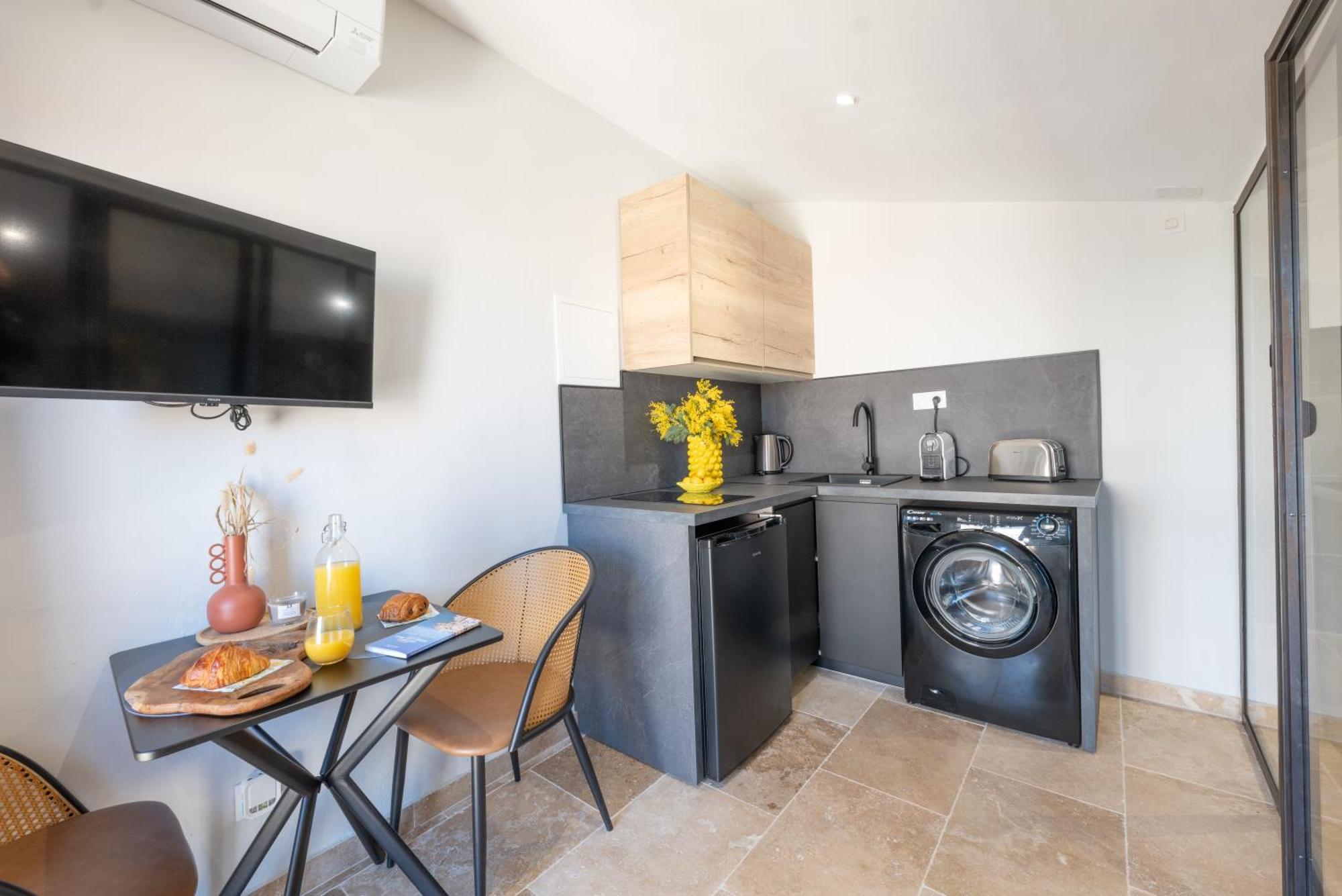 La Pablita, Vieil Antibes, Remparts Apartment ภายนอก รูปภาพ